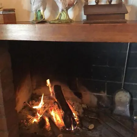 Cascina Nella Campagna Abruzzese Casa vacanze Isola del Gran Sasso dʼItalia