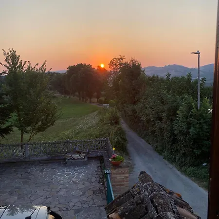 Cascina Nella Campagna Abruzzese Isola del Gran Sasso dʼItalia